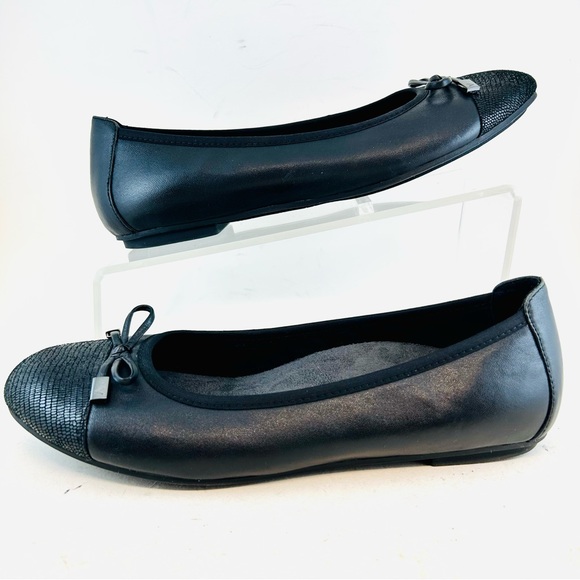 Vionic Black Leather Minna Bow Cap Toe Ballet Flats, size 9 EU 41 - Picture 5 of 11